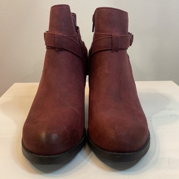 Burgundy Ankle Boots Like New! - Picture 5 of 10